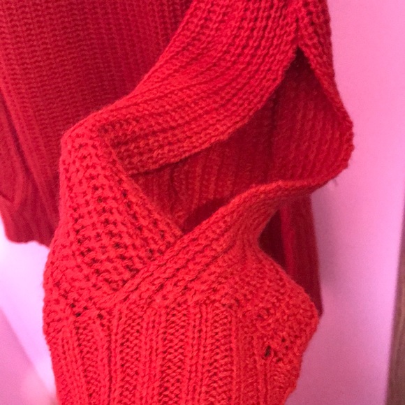 Red Sweater - Picture 4 of 4